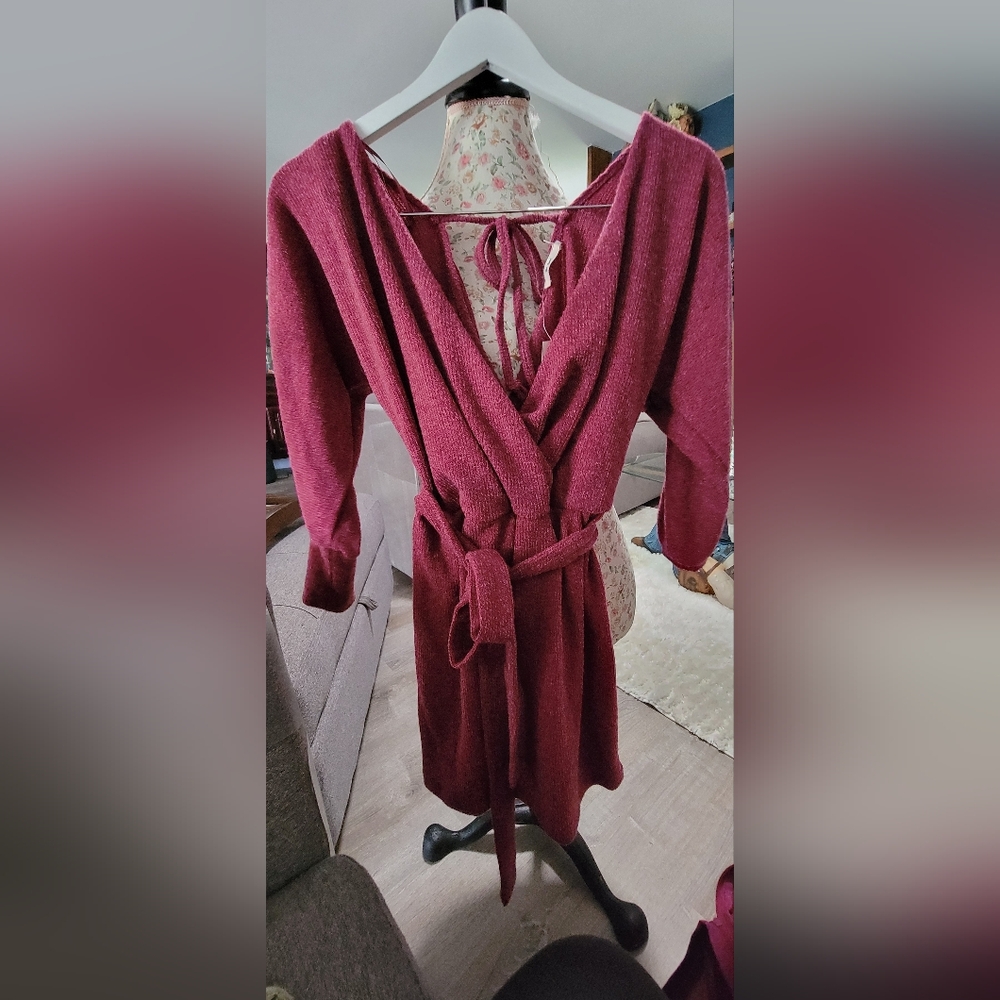NWT Francesca Burgundy Wrap Dress with Tie Back Size Small